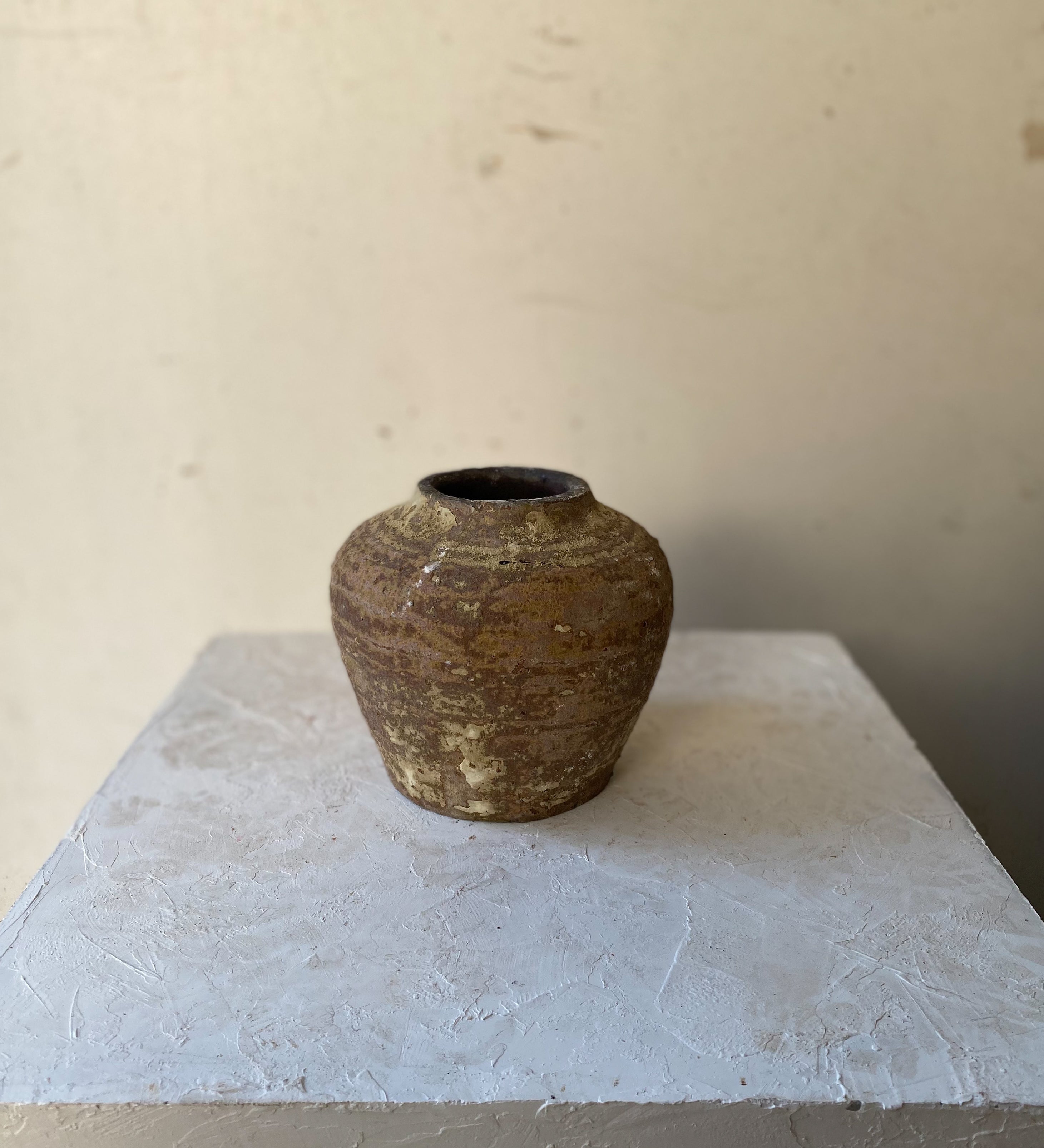Hadar 6" x 6.3"