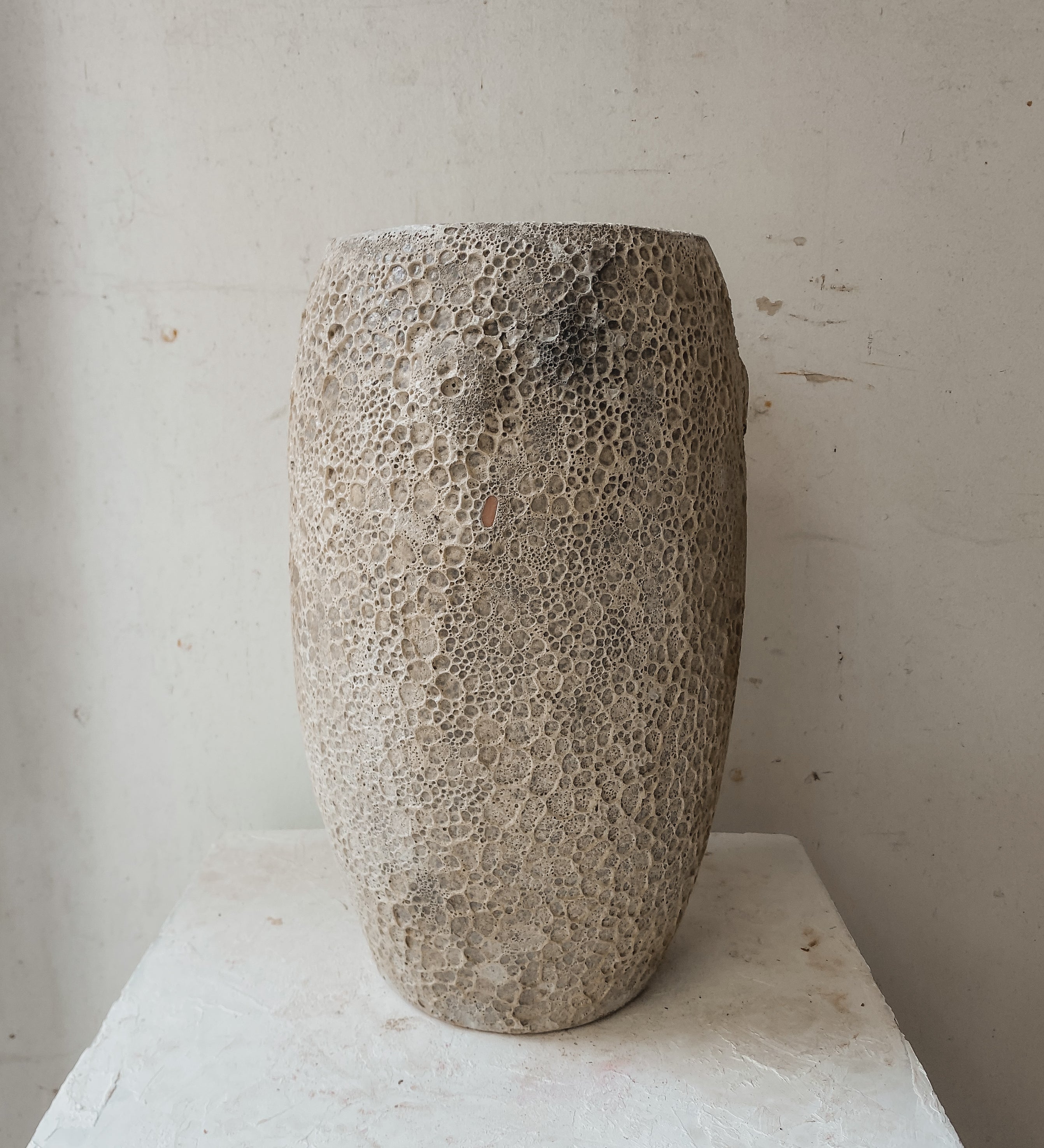 Althena 16" x 9"