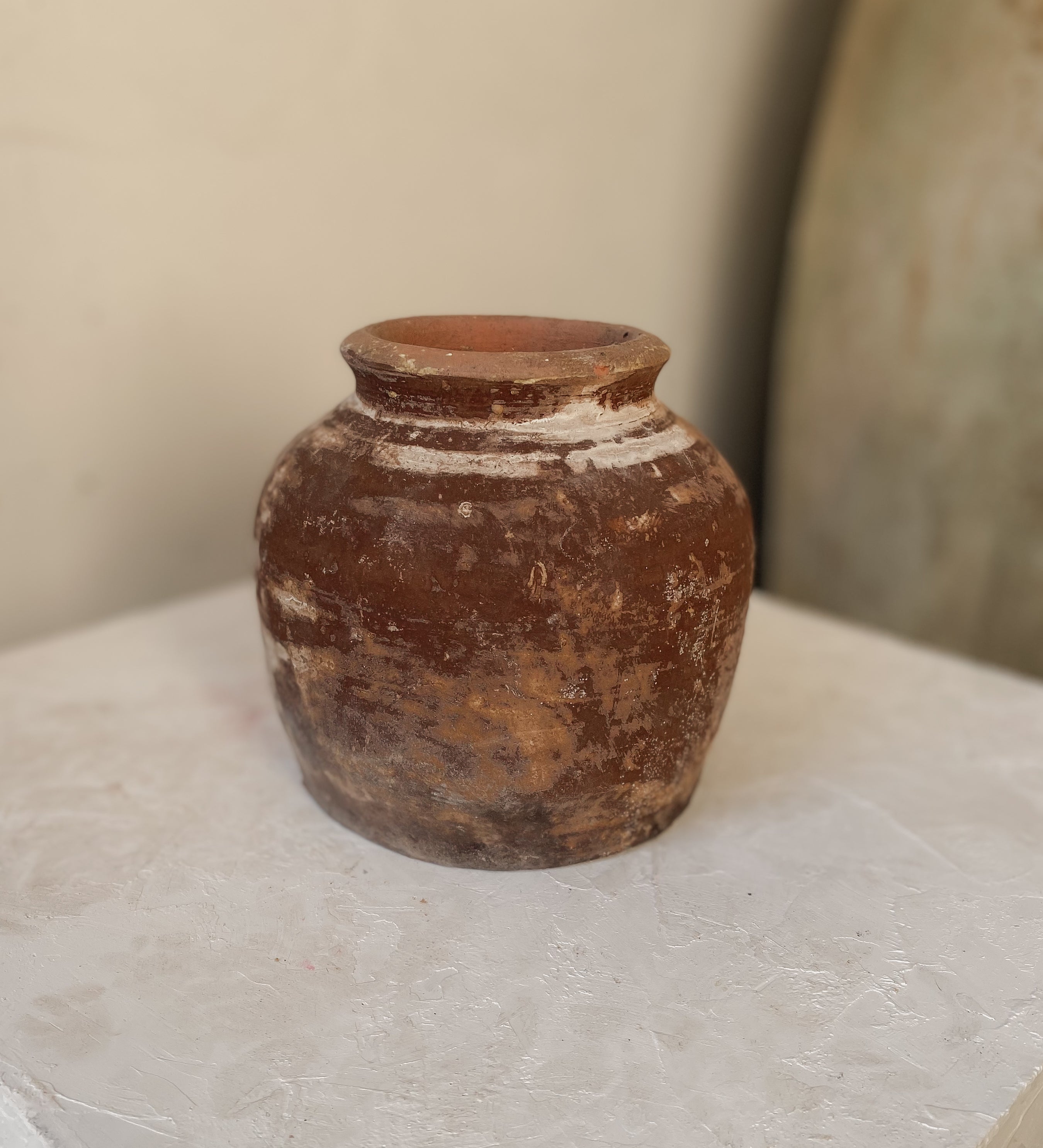 Hadar 6" x 6.3"